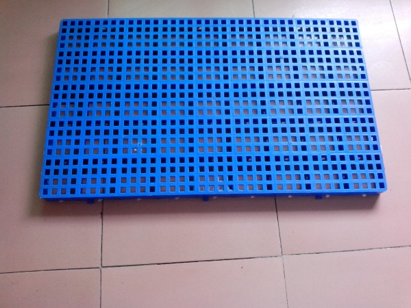 Dunnage Plastic Racks 1000*598*48mm